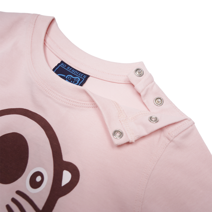 T-SHIRT LONG SLEEVED BABY SEA OTTER WITH BABY PINK
